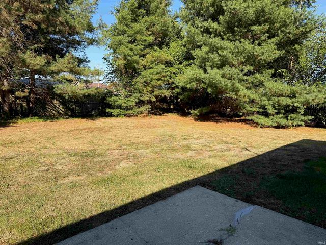 204 W Trenton Street, Sharpsville, IN 46068