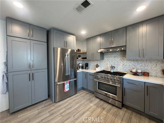 18861 Fairhaven, Santa Ana, CA 92705