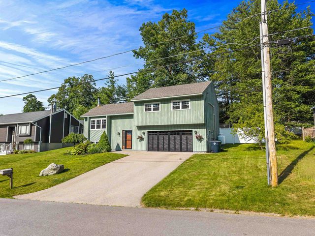 20 Cimmarron Drive, Nashua, NH 03062