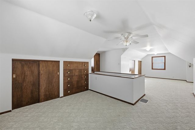 318 22nd Street NE, Cedar Rapids, IA 52402