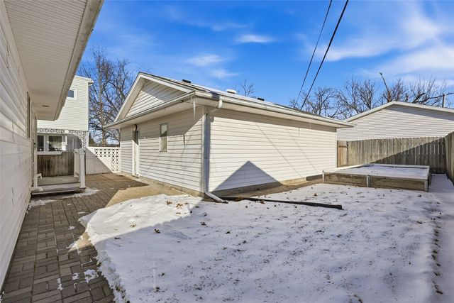 318 22nd Street NE, Cedar Rapids, IA 52402