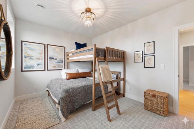 1082 Seanma Wynd, Port Washington, WI 53074