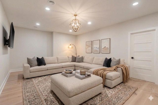 1082 Seanma Wynd, Port Washington, WI 53074