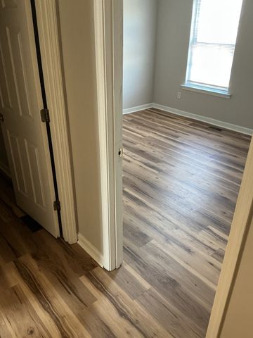 1431 Benley St, Murfreesboro, TN 37130