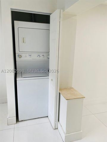 3335 SW 26th St 3335, Miami, FL 33133