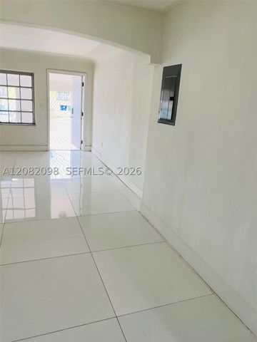 3335 SW 26th St 3335, Miami, FL 33133
