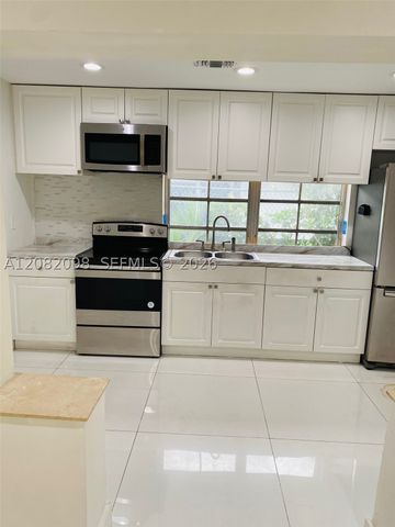 3335 SW 26th St 3335, Miami, FL 33133