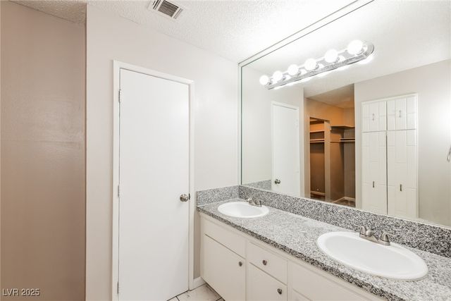 1990 Cobra Court, Las Vegas, NV 89142