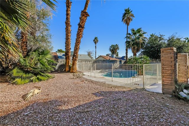 1990 Cobra Court, Las Vegas, NV 89142