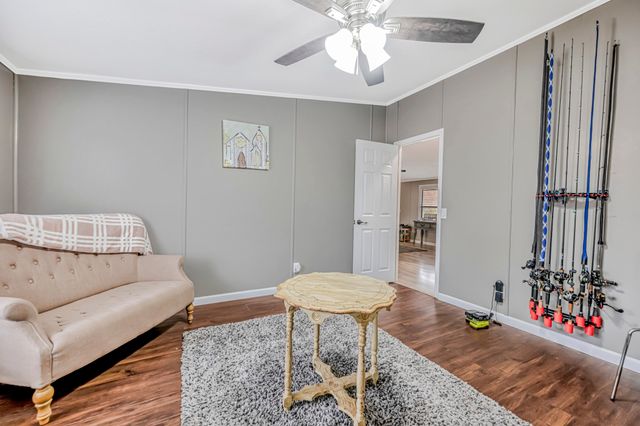 304 Hcr 1433, Covington, TX 76636