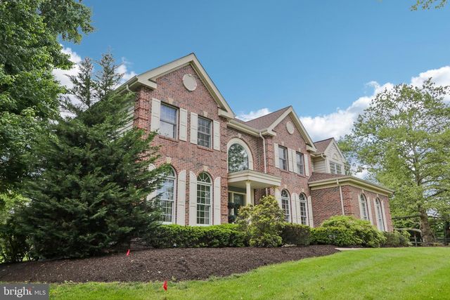 79 MILBOB DR, Ivyland, PA 18974