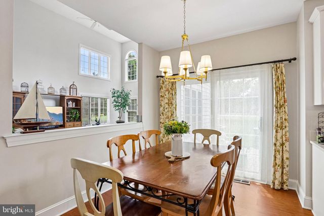 79 MILBOB DR, Ivyland, PA 18974