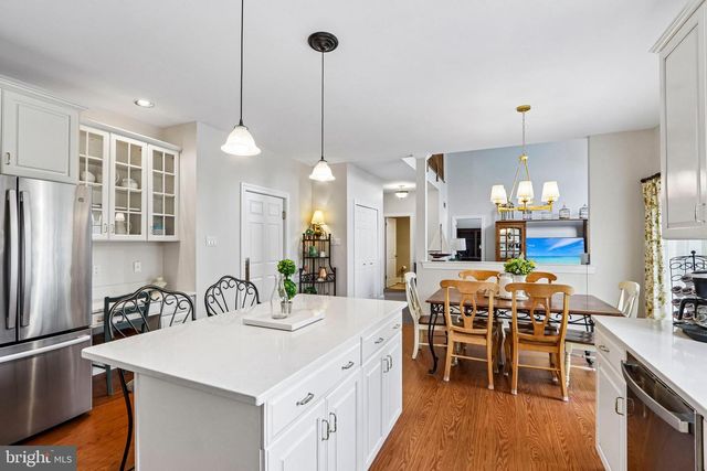 79 MILBOB DR, Ivyland, PA 18974
