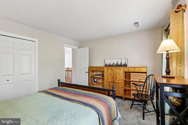 79 MILBOB DR, Ivyland, PA 18974