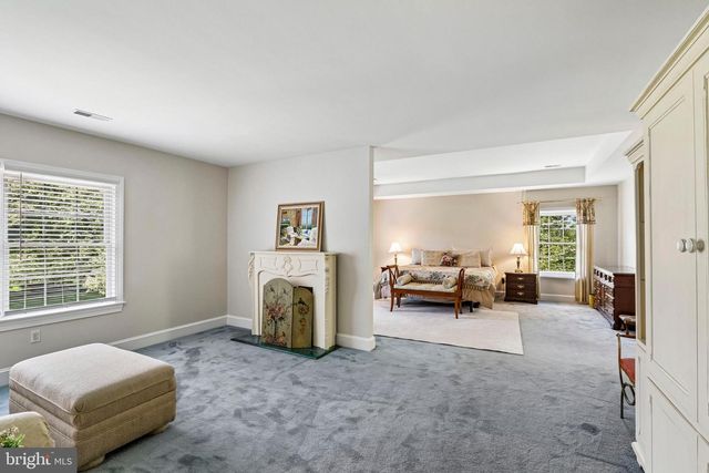 79 MILBOB DR, Ivyland, PA 18974