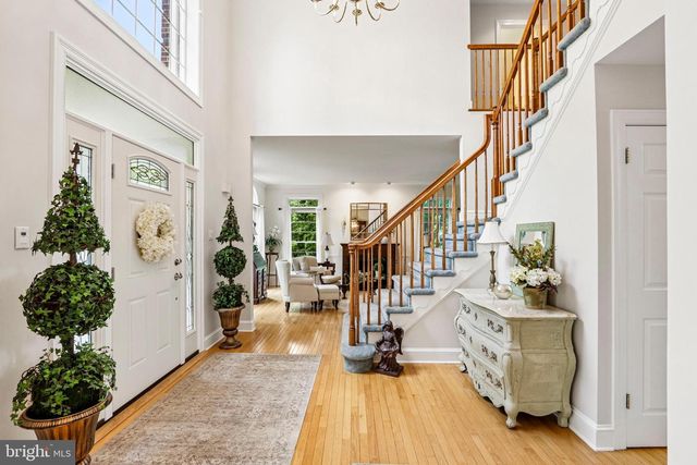 79 MILBOB DR, Ivyland, PA 18974