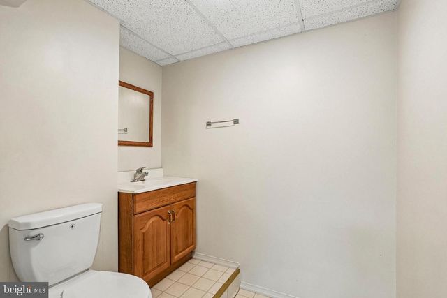 79 MILBOB DR, Ivyland, PA 18974