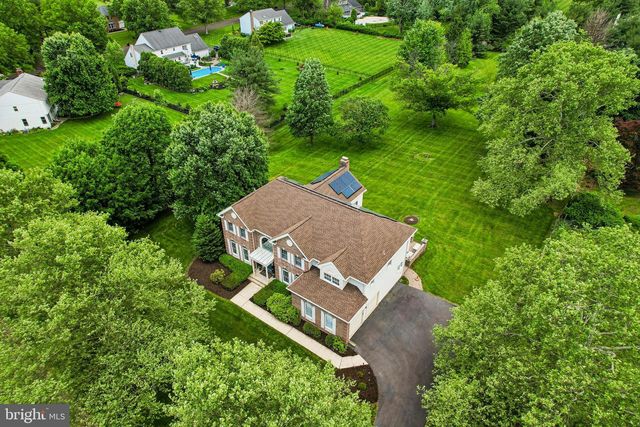79 MILBOB DR, Ivyland, PA 18974