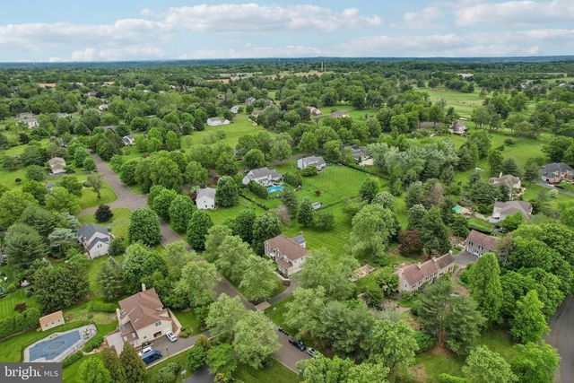 79 MILBOB DR, Ivyland, PA 18974