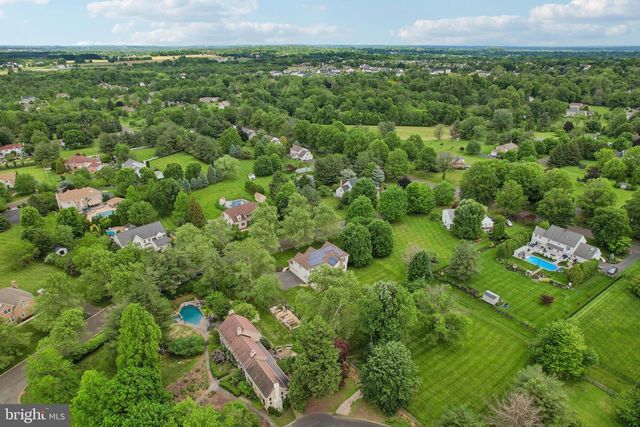 79 MILBOB DR, Ivyland, PA 18974