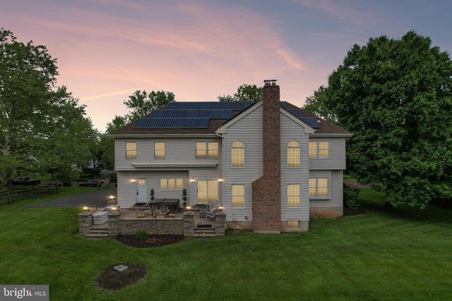 79 MILBOB DR, Ivyland, PA 18974