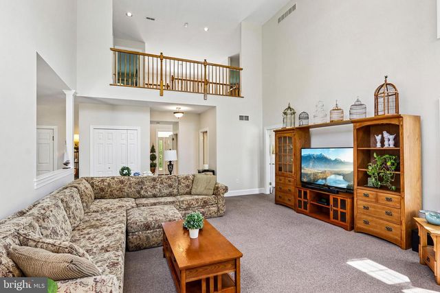 79 MILBOB DR, Ivyland, PA 18974