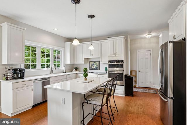 79 MILBOB DR, Ivyland, PA 18974