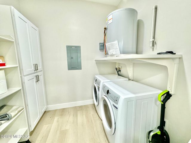 2032 E River Rd Unit 200, Tucson, AZ 85718