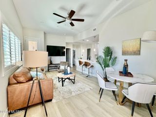 2032 E River Rd Unit 200, Tucson, AZ 85718