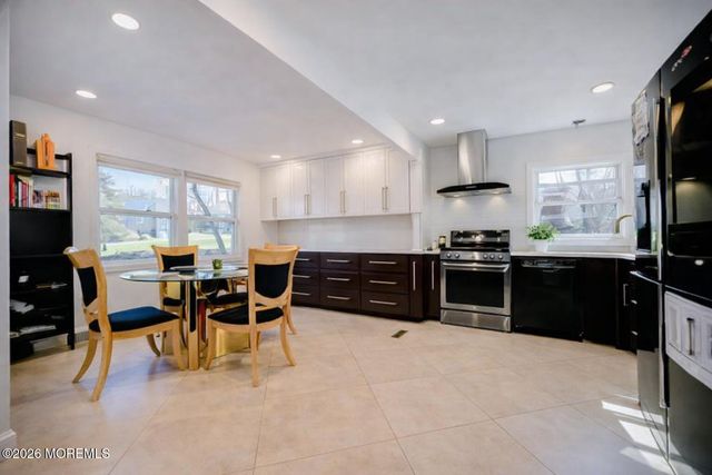 43 Wilson Avenue, Morganville, NJ 07751