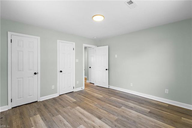 2526 Heutte DR, Norfolk, VA 23518