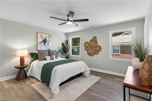 2526 Heutte DR, Norfolk, VA 23518