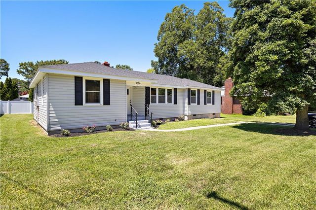 2526 Heutte DR, Norfolk, VA 23518