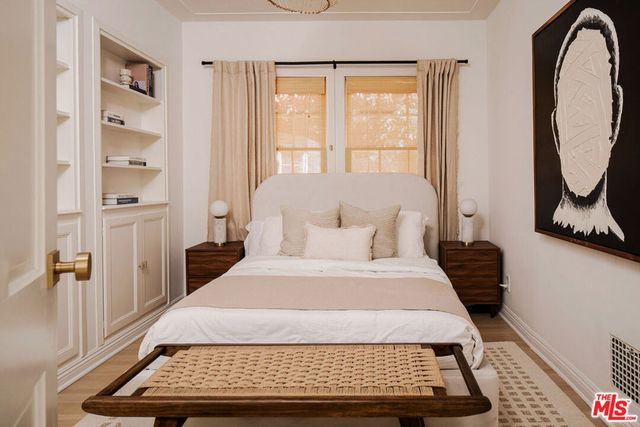 2518 Canyon Drive, Los Angeles, CA 90068