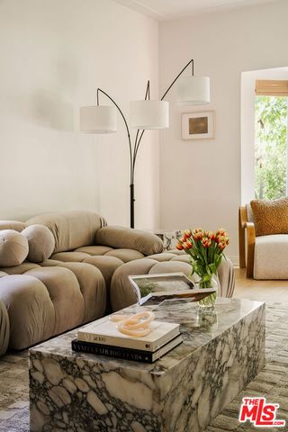 2518 Canyon Drive, Los Angeles, CA 90068