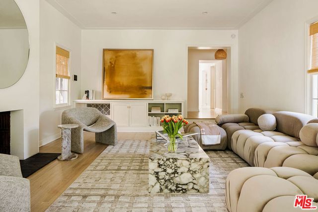 2518 Canyon Drive, Los Angeles, CA 90068
