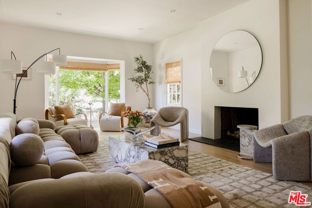 2518 Canyon Drive, Los Angeles, CA 90068