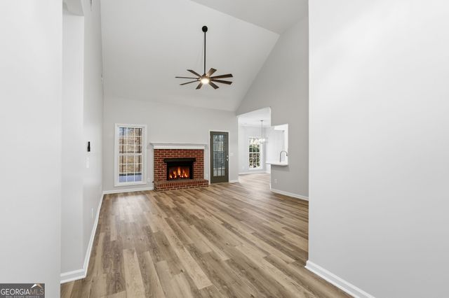 5400 Three Lakes Court, Flowery Branch, GA 30542