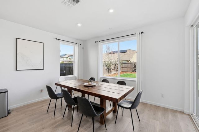 4080 Peabody Way, Roseville, CA 95747