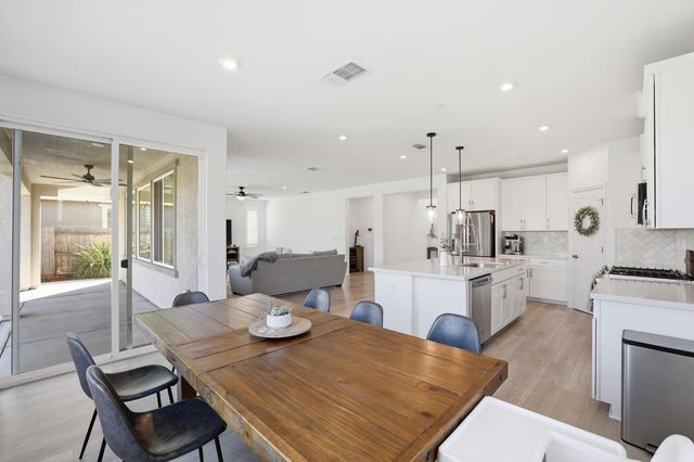 4080 Peabody Way, Roseville, CA 95747