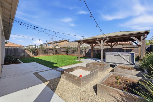 4080 Peabody Way, Roseville, CA 95747