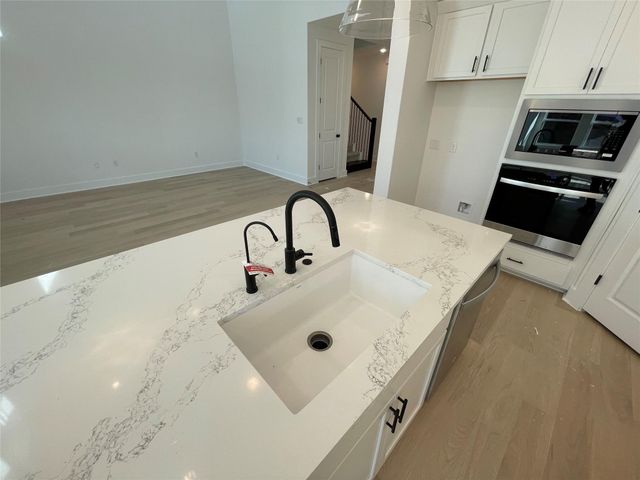 19504 Janke CV, Pflugerville, TX 78660