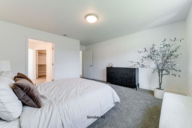 36 W 12th St, Deer Park, WA 99006