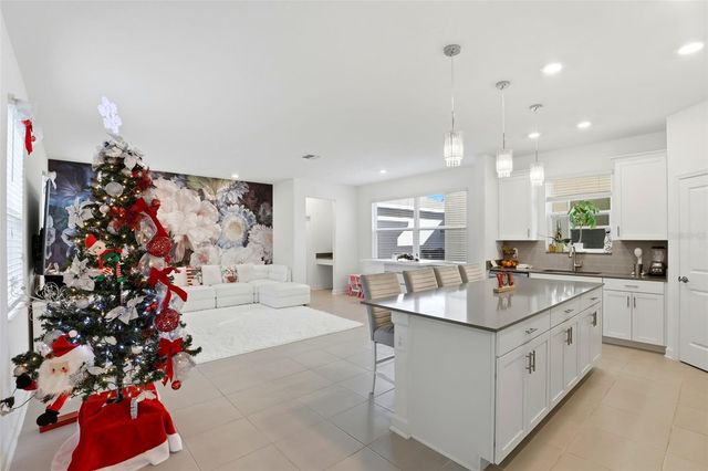 9775 INTRODUCTION WAY, Orlando, FL 32832