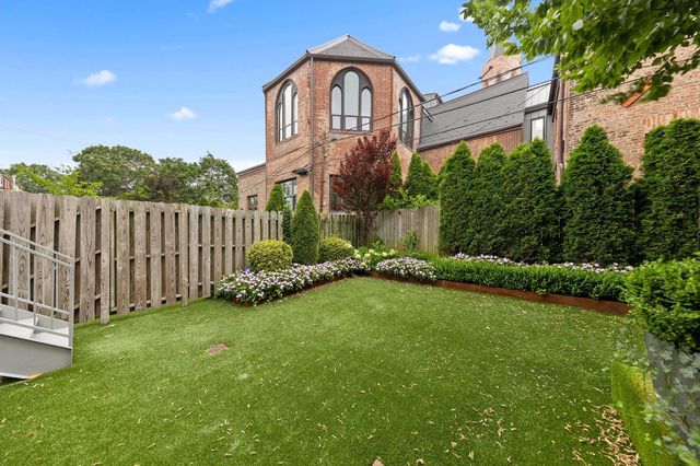 225 Carlton Avenue, New York City, NY 11205