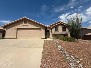 1835 E Ganymede Drive, Tucson, AZ 85737