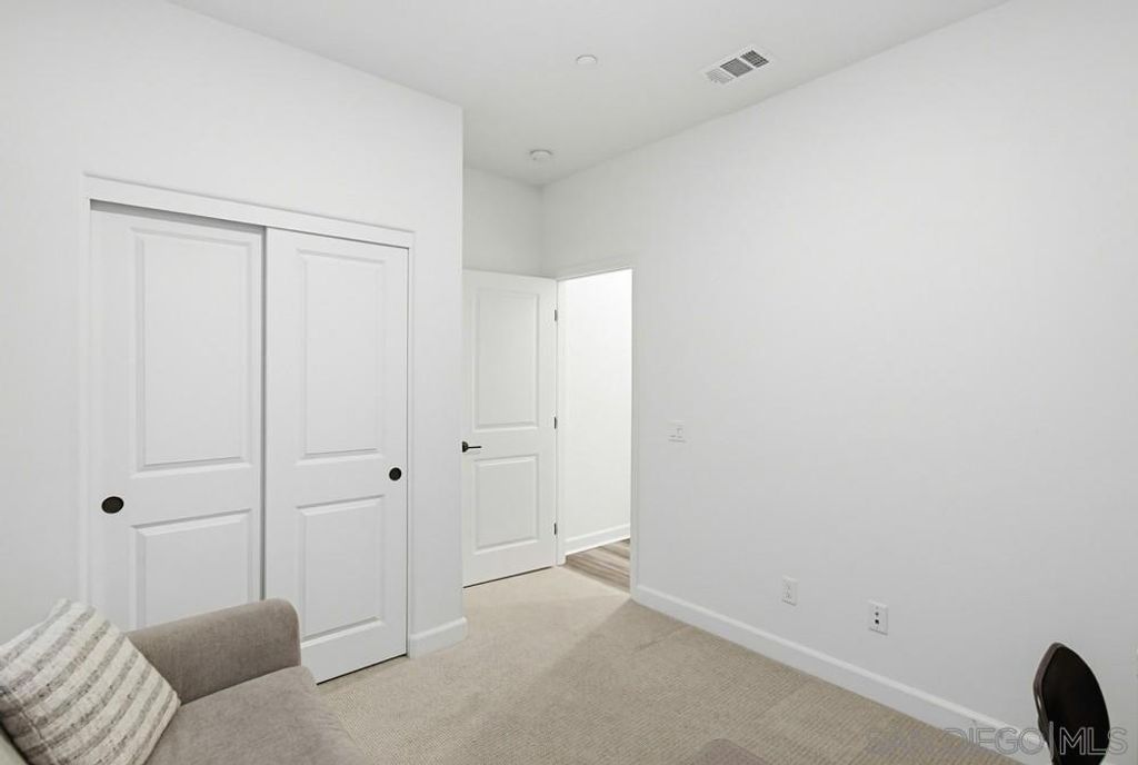Image 15 of property listing at 797 Mateo St. 1, Chula Vista, CA 91911