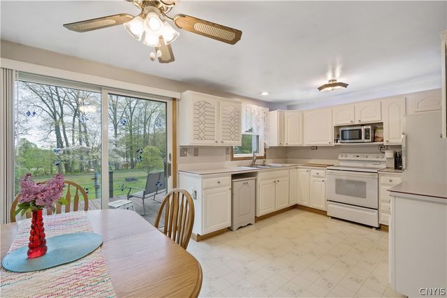 1555 Connors Road, Van Buren, NY 13027