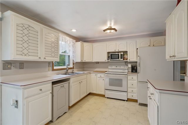 1555 Connors Road, Van Buren, NY 13027