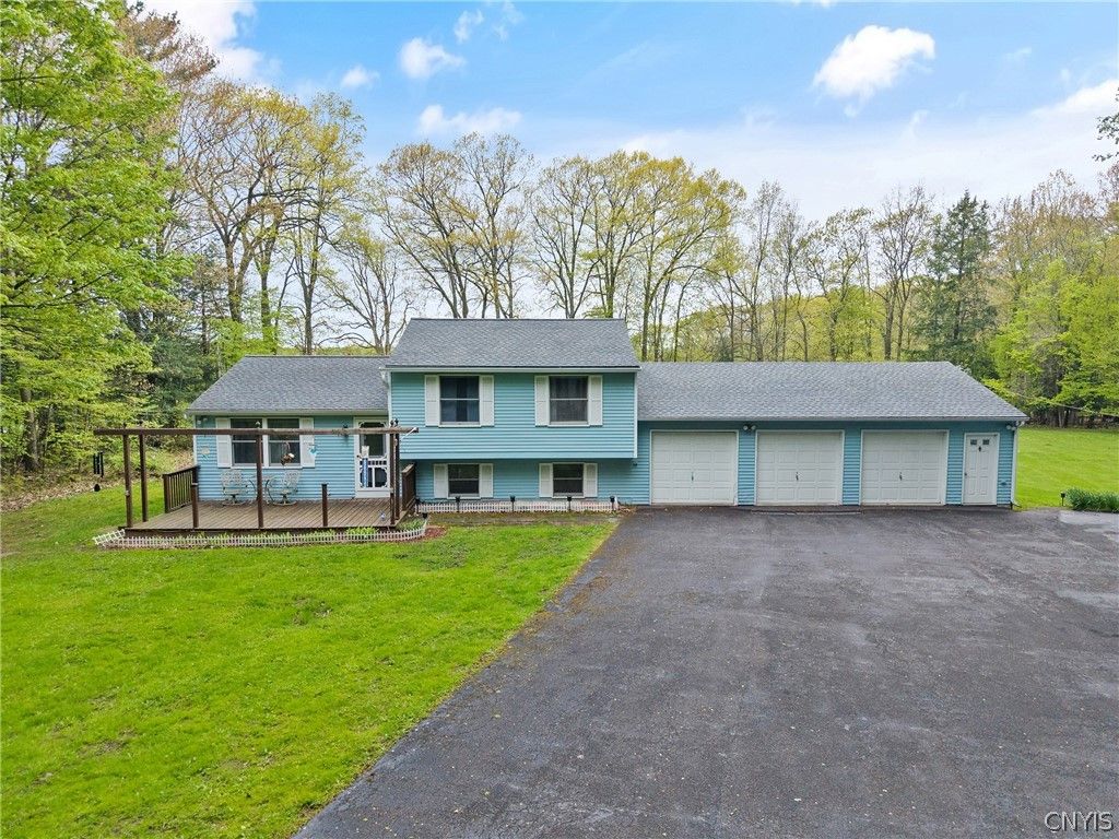1555 Connors Road, Van Buren, NY 13027